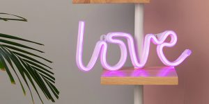 Blog_neon_love